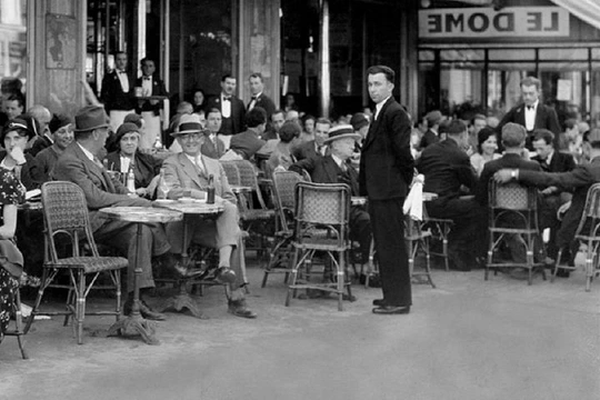 Paris, Le Dome cafe, 1921. A black and white photography