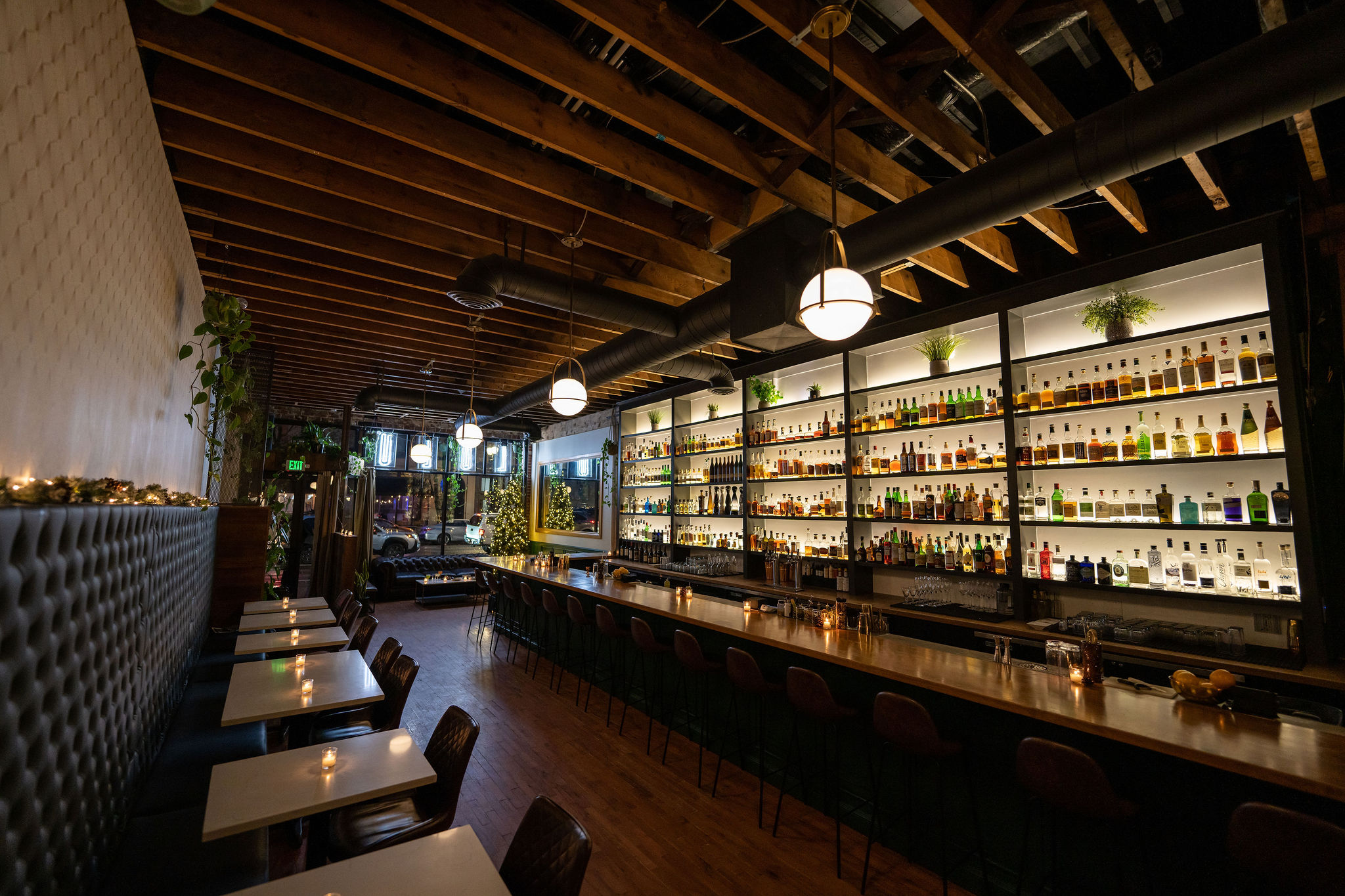 Bar photo 2