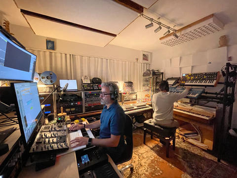 Amarelo Banana mastering, photograph 2 of 4
