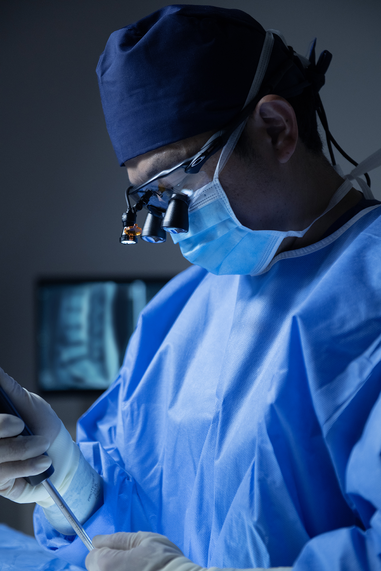 Dr Shun Hayasaka Orthopaedic and Spinal Surgeon