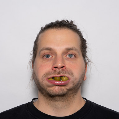 Sebastian Jung β Artist β 24 Olives