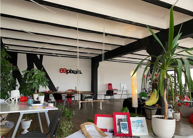 Our openspace, where a team of designers creates the design of flawless digital products, websites and mobile applications