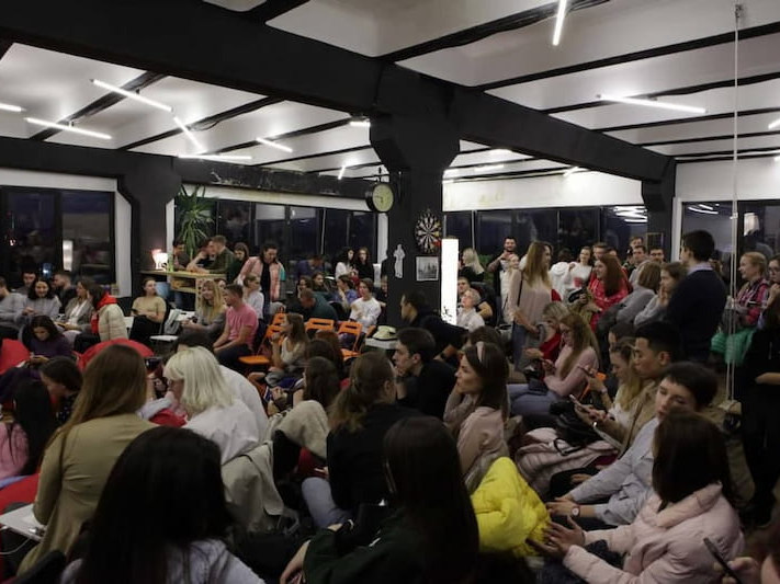 Another example of the scope of the meetup in the 69pixels studio place