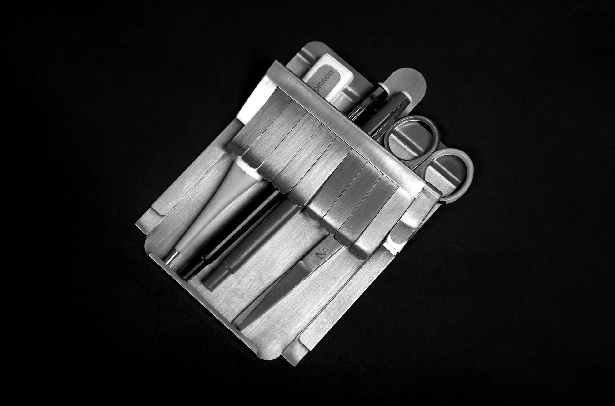 pocket clamp medical tool organizer