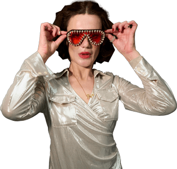 Olesja Reiser, Brandingexpertin, Webdesignerin Designerin, Illustratorin, Discooutfit, animiert, Hamburg