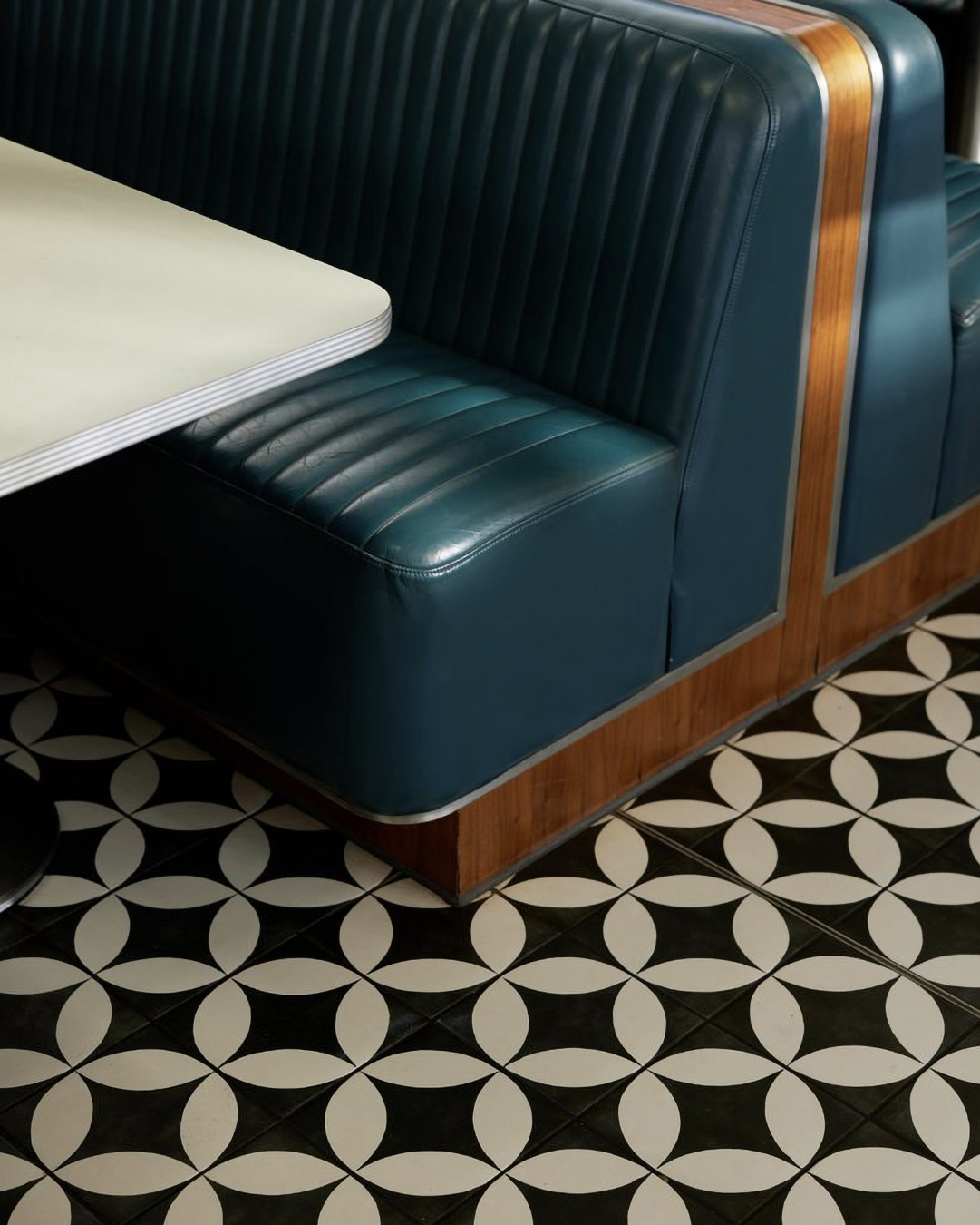 Tilearoundtown – Creative Tile Consultancy to Architects