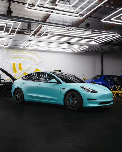 SMM-просування салону преміальних електрокарів в Києві